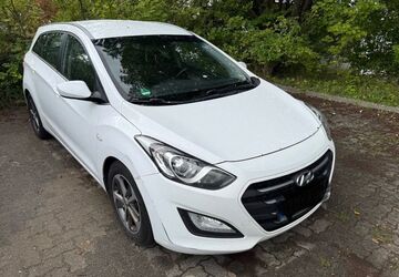 Hyundai i30 616.000 km 3.499 &euro; Wesel 46485