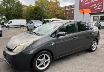 Toyota Prius 270.778 km 2.850 &euro; Oberhausen 46045