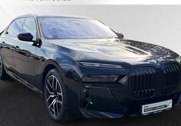 BMW i7 45.450 km 88.808 &euro; Geldern 47608