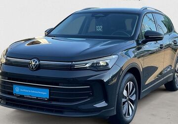 VW Tiguan 9.805 km 34.880 &euro; Wesel 46483