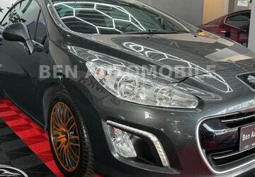 Peugeot 308 214.300 km 7.999 &euro; Wesel 46485