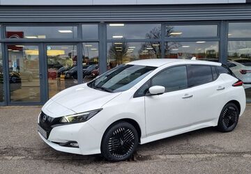 Nissan Leaf 19.000 km 28.990 &euro; Wesel 46485