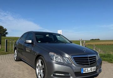 Mercedes-Benz E 300 197.939 km 11.999 &euro; Wesel 46487