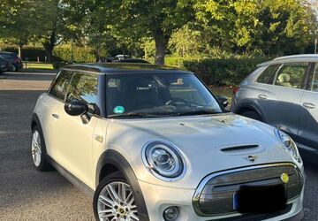 Mini Cooper SE 39.420 km 16.899 &euro; Moers 47447
