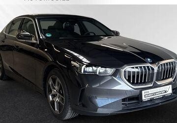 BMW 530 3.560 km 48.390 &euro; Wesel 46485